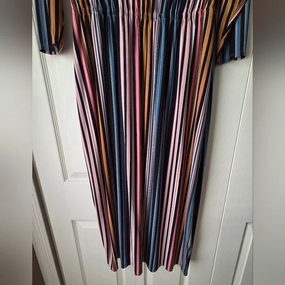 Lane Bryant Surplice-Neck Side-Ruched Midi Dress Size 18/20 - Picture 12 of 15